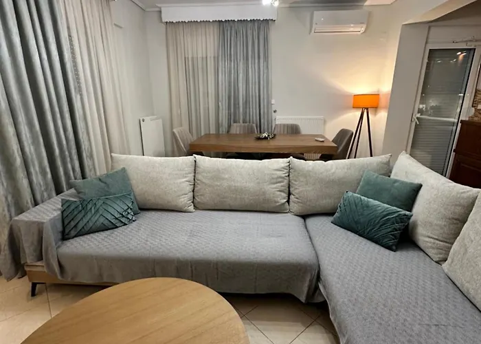 Mandalena Luxury Larissa Apartment